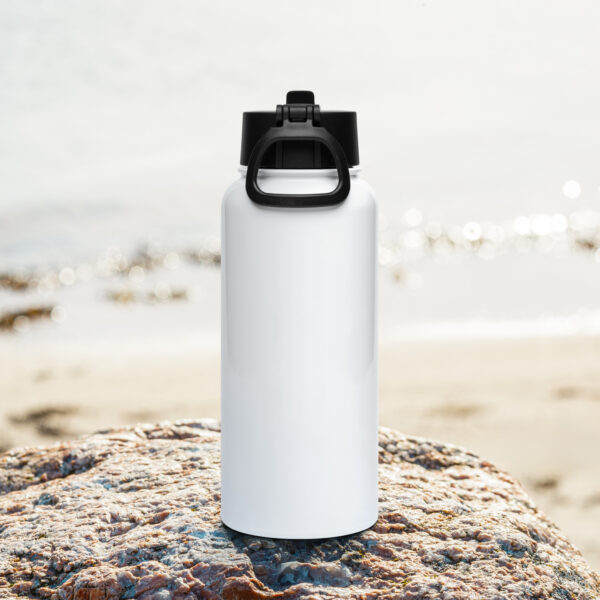 Stainless steel water bottle with a straw lid - Image 6